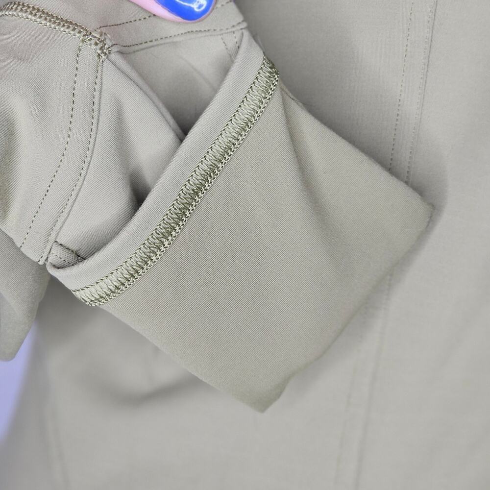 Lululemon Jacket - Picture 8 of 10